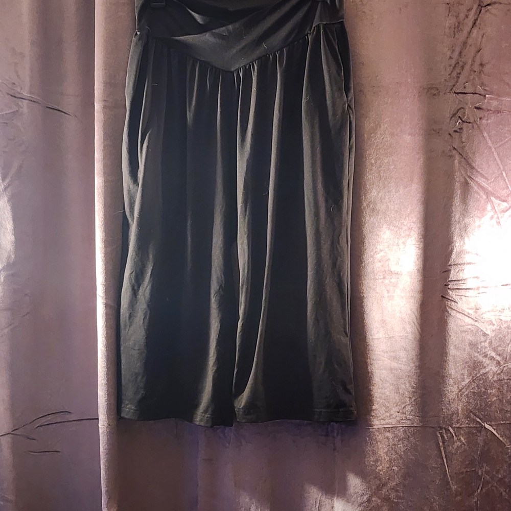 Wide Leg Black Capris